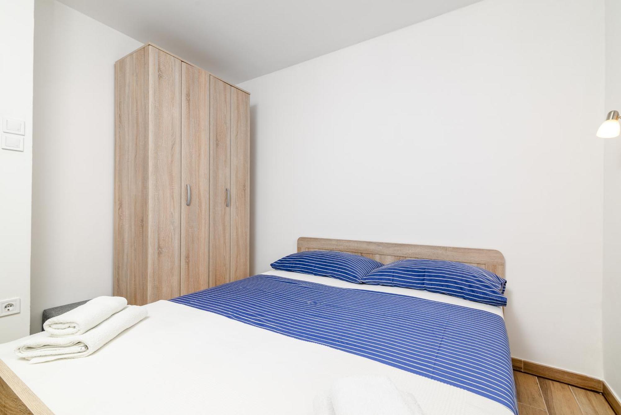 Apartments With A Parking Space Premantura, Medulin - 2228 الغرفة الصورة